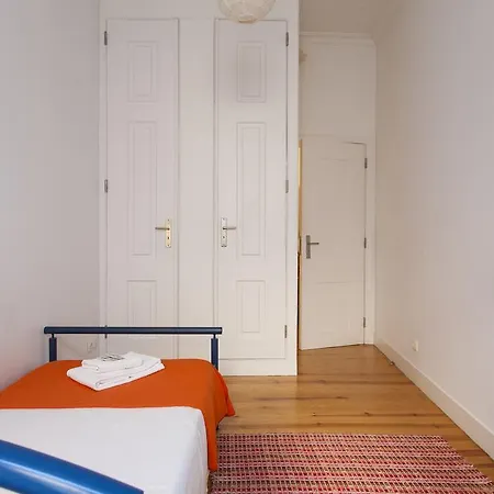 Principe Real Garden | Rentexperience Apartment Lisbon