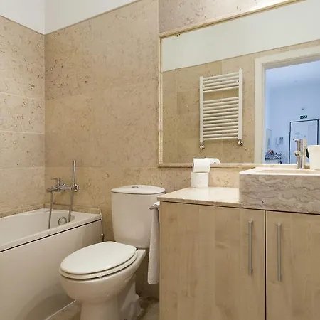 Principe Real Garden | Rentexperience Apartman Lisboa